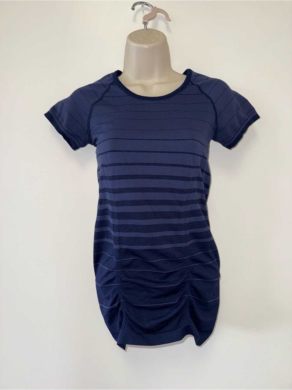 Athleta (XS) Navy Striped Short Sleeve Stretchy Top